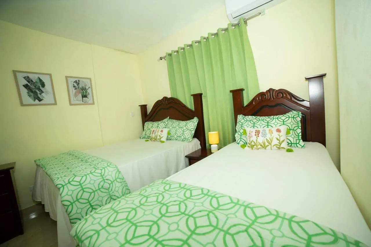 Hotel Enrique I Santo Domingo Hostel