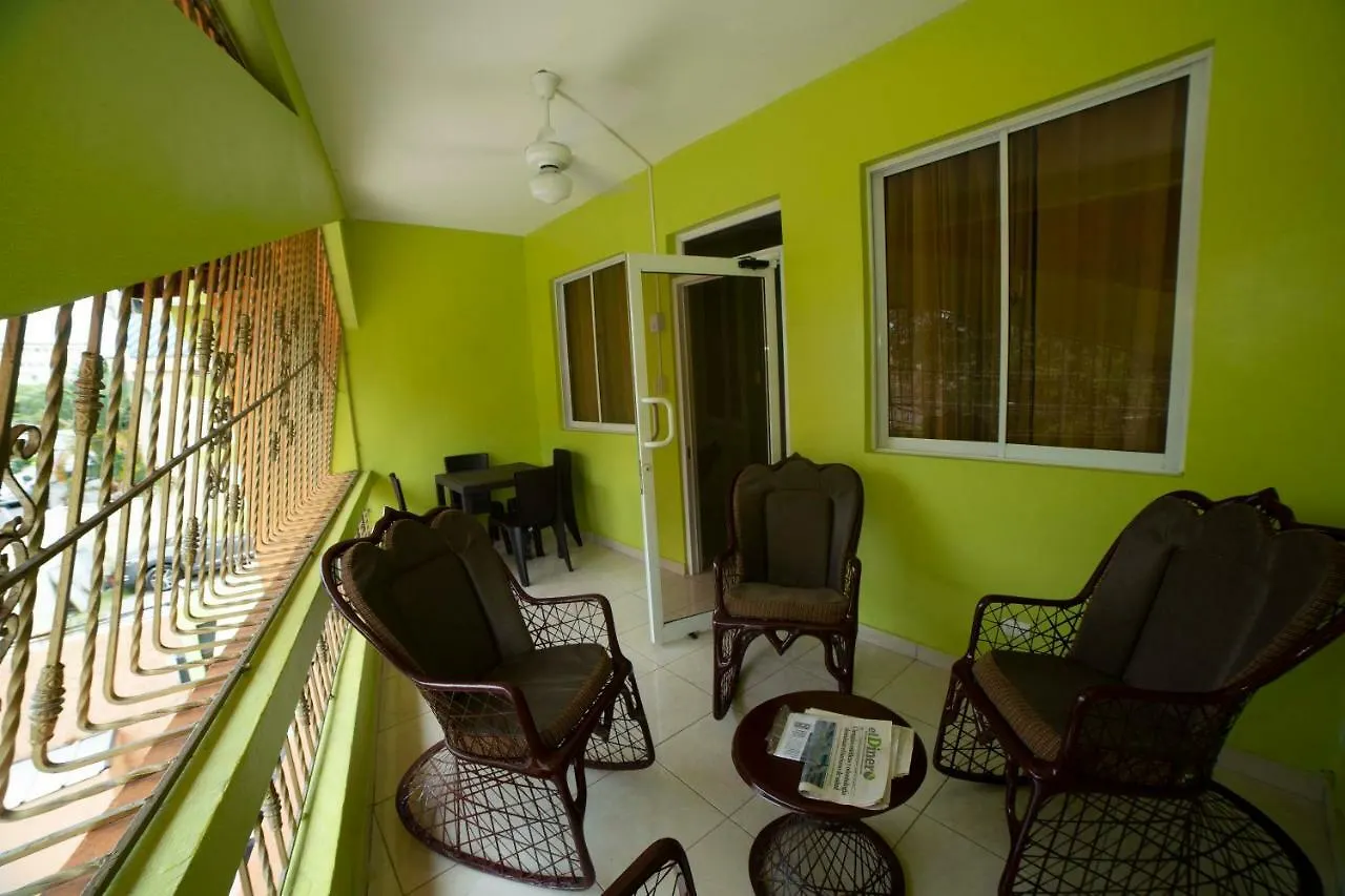 Hostel Hotel Enrique I Santo Domingo